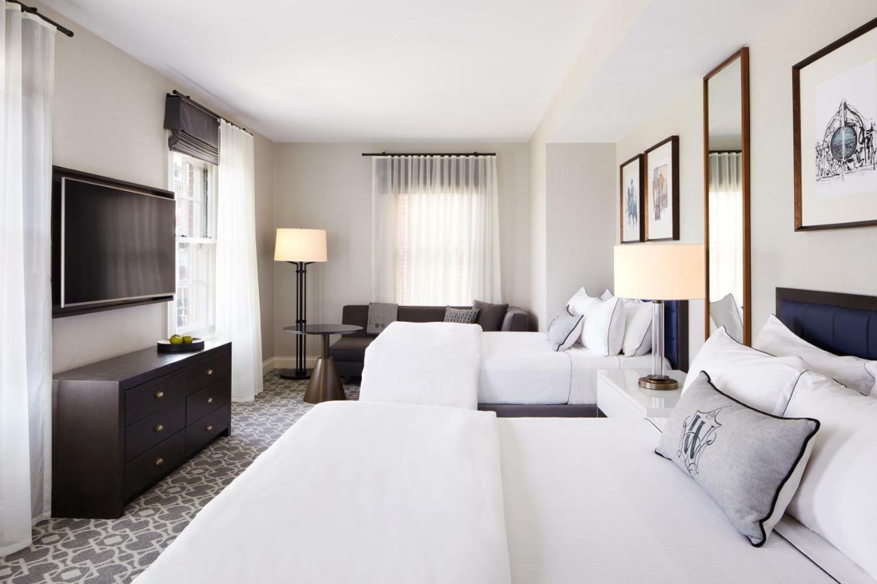 The Whitney Hotel Boston Exterior foto A guest room at the Hotel Commonwealth